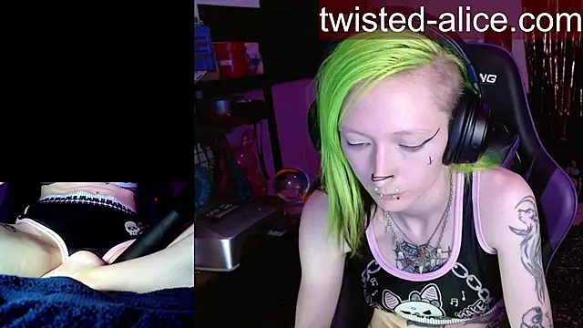 alicewonder09 online show from 05-07-26, 03:33