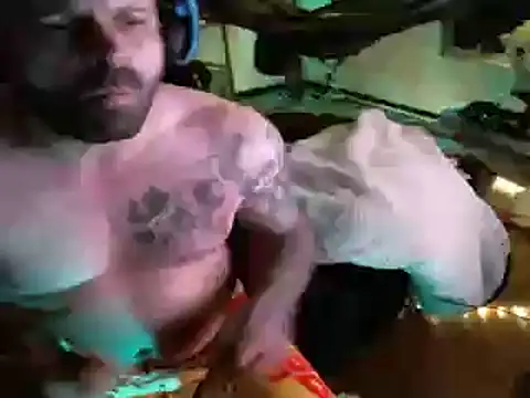 Snapshot of SpicyJoint chatting on 03-21-25, 10:06 SpicyJoint online show from 03-21-25, 10:06