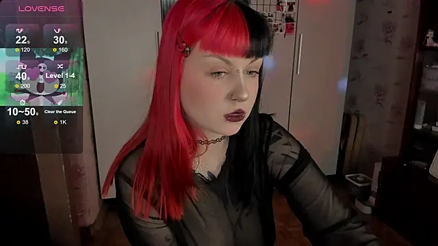 t0riayun0 online show from 11-29-25, 12:55