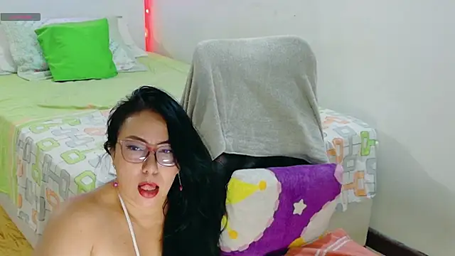 hottplay online show from 03-12-26, 03:49