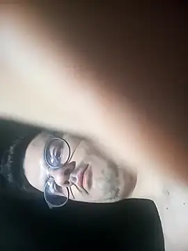 Snapshot of pedrosantos3366 chatting on 09-13-25, 10:54 pedrosantos3366 online show from 09-13-25, 10:54