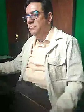 Snapshot of FernandoReuterG chatting on 01-14-26, 04:43 FernandoReuterG online show from 01-14-26, 04:43