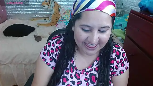 EMILY-NESSA online show from 03-19-25, 04:45