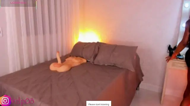 Snapshot of shannol_ryan chatting on 02-06-26, 01:01 shannol ryan online show from 02-06-26, 01:01