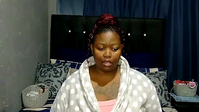 caramelbooty69 online show from 05-15-26, 01:14