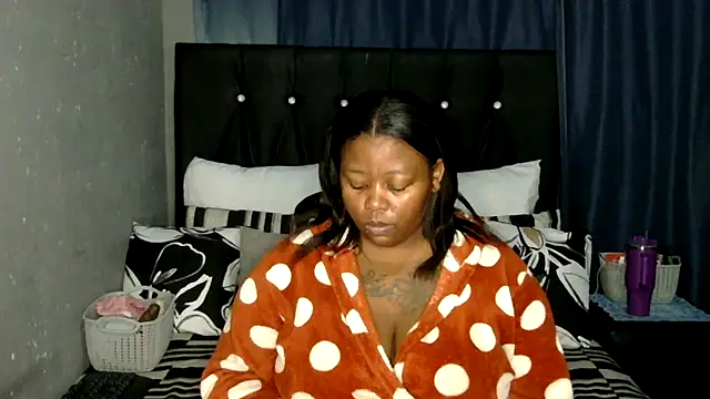 caramelbooty69 online show from 03-31-26, 04:14
