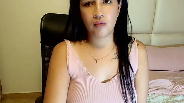sara2520 online show from 05-06-26, 02:04