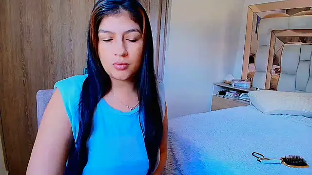 sara2520 online show from 10-06-25, 07:25