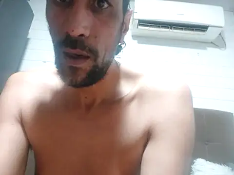 Snapshot of Hotcasados69 chatting on 02-05-26, 05:14 Hotcasados69 online show from 02-05-26, 05:14