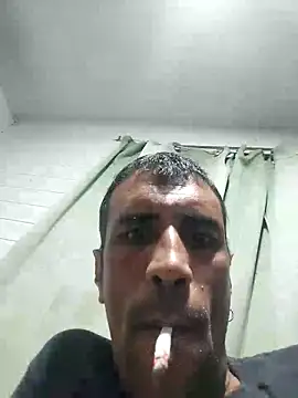 Snapshot of Hotcasados69 chatting on 02-23-26, 05:30 Hotcasados69 online show from 02-23-26, 05:30