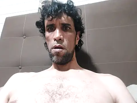 Hotcasados69 online show from 10-23-25, 04:00
