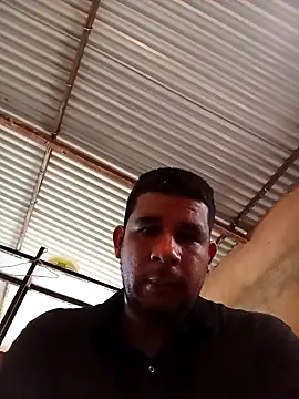 Snapshot of El-reyleon chatting on 04-23-26, 02:19 El-reyleon online show from 04-23-26, 02:19