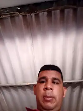 Snapshot of El-reyleon chatting on 04-24-26, 04:09 El-reyleon online show from 04-24-26, 04:09
