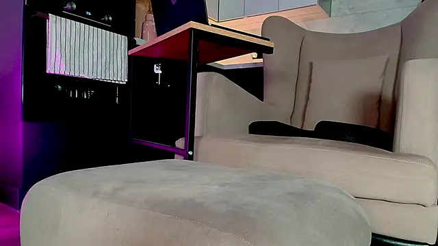 Yourfreebird online show from 03-20-26, 07:09