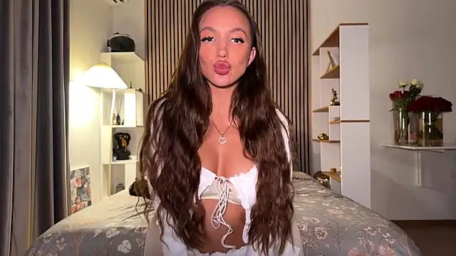 Lex Love online show from 03-09-26, 06:55