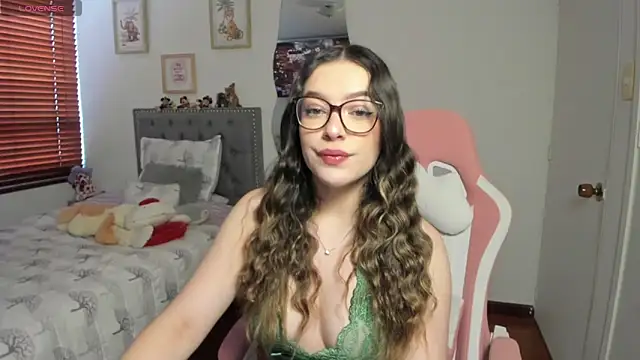 samysweet 8 online show from 12-19-25, 01:24