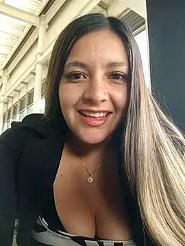 alana 69 online show from 10-16-25, 09:45