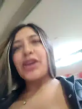 Snapshot of alana_69 chatting on 06-24-26, 11:13 alana 69 online show from 06-24-26, 11:13