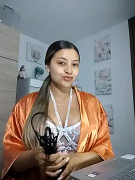 Snapshot of alana_69 chatting on 07-08-26, 11:16 alana 69 online show from 07-08-26, 11:16