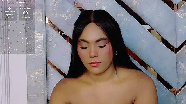 Sara Boom online show from 04-30-26, 07:54