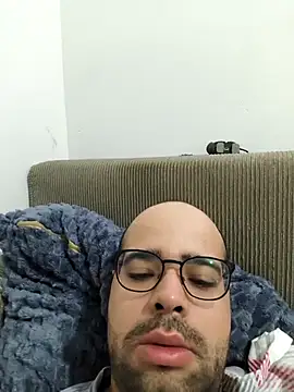 Snapshot of Gian7070 chatting on 01-16-26, 09:13 Gian7070 online show from 01-16-26, 09:13