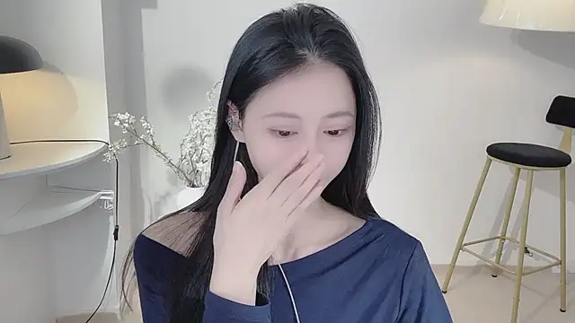 Ocean--Lili online show from 01-07-26, 02:22