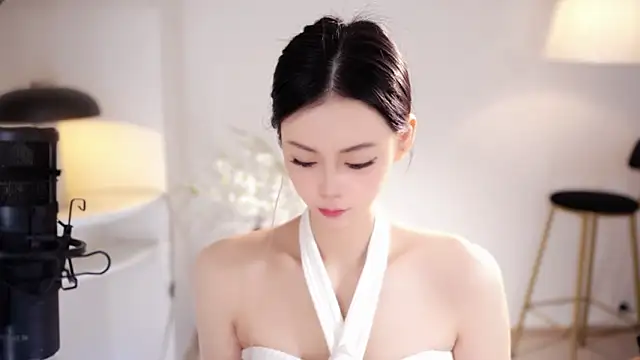 Ocean--Lili online show from 01-08-26, 01:28