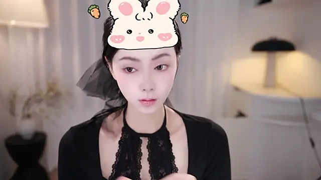 Ocean--Lili online show from 10-24-25, 02:16