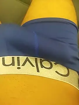 Snapshot of garotao2000 chatting on 02-25-26, 06:52 garotao2000 online show from 02-25-26, 06:52