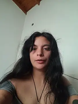 Snapshot of ZaraHoney chatting on 10-12-25, 04:41 ZaraHoney online show from 10-12-25, 04:41