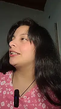 Snapshot of ZaraHoney chatting on 09-24-25, 04:46 ZaraHoney online show from 09-24-25, 04:46