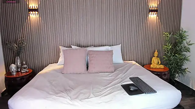 CloeHarp online show from 11-03-25, 12:09