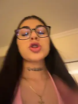 Sarasanders 4 online show from 04-01-26, 03:19