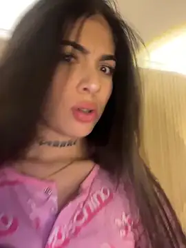 Sarasanders 4 online show from 10-24-25, 03:16