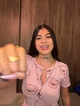 Sarasanders 4 online show from 09-17-25, 03:08