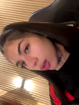 Sarasanders 4 online show from 10-07-25, 02:23