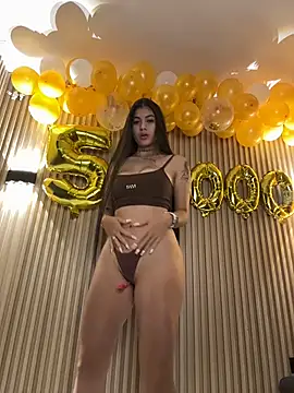 Sarasanders 4 online show from 12-22-25, 03:17