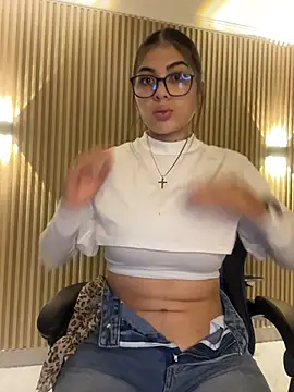 Sarasanders 4 online show from 10-16-25, 02:53