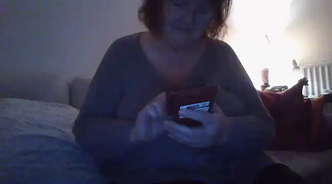 Snapshot of sheerazade chatting on 12-01-24, 09:42 sheerazade online show from 12-01-24, 09:42