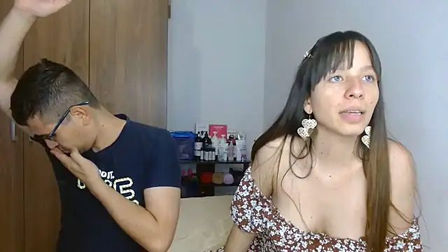 Snapshot of Isaandysex2428 chatting on 06-12-26, 01:58 Isaandysex2428 online show from 06-12-26, 01:58