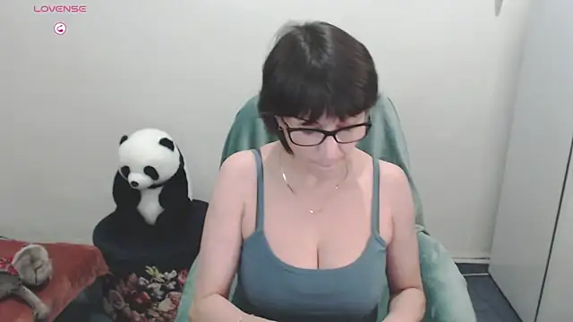 Ammillia online show from 12-02-24, 12:58