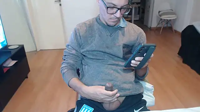 guachin hunk online show from 07-09-26, 10:09