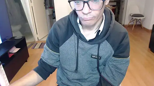 guachin hunk online show from 05-08-26, 04:27