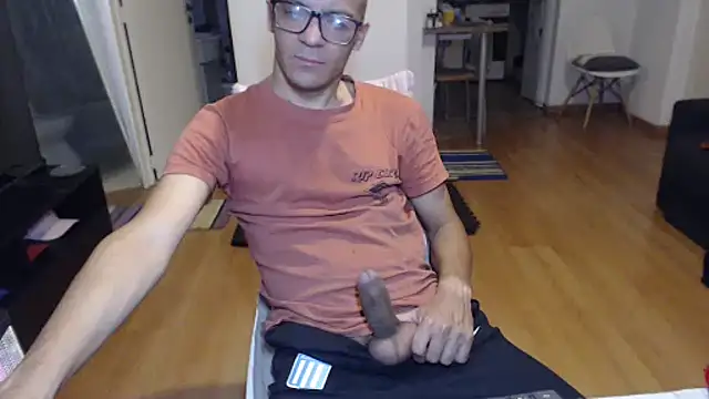 guachin hunk online show from 05-20-26, 03:25