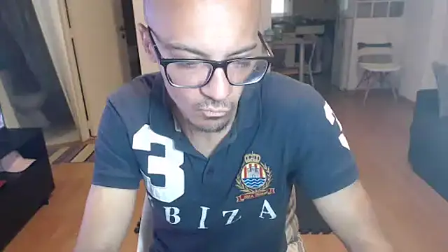 Snapshot of guachin_hunk chatting on 11-07-25, 03:05 guachin hunk online show from 11-07-25, 03:05