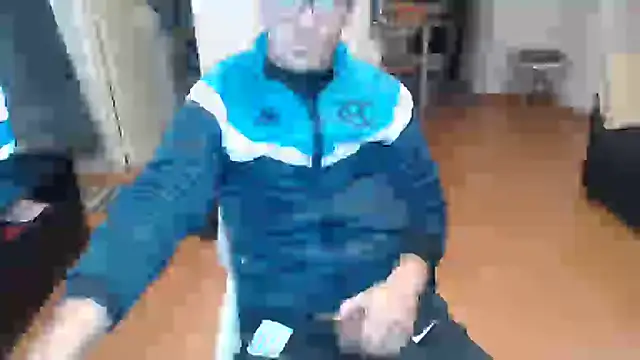 guachin hunk online show from 06-23-26, 11:25