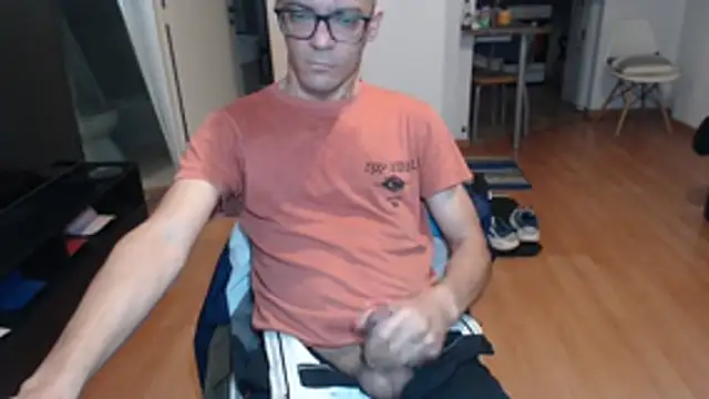 guachin hunk online show from 07-31-26, 09:52