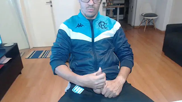guachin hunk online show from 05-28-26, 11:21