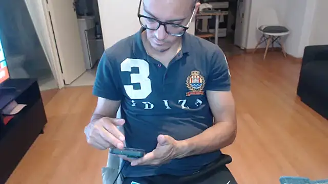 guachin hunk online show from 06-01-26, 10:09