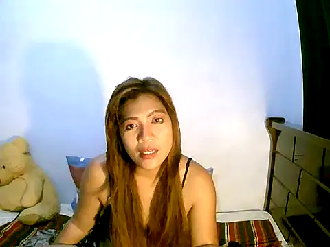 Snapshot of sweetvirginia01 chatting on 02-13-25, 03:35 sweetvirginia01 online show from 02-13-25, 03:35